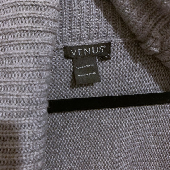Oversized Chunky Knit Cardigan - Picture 7 of 7